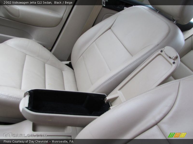 Black / Beige 2002 Volkswagen Jetta GLS Sedan