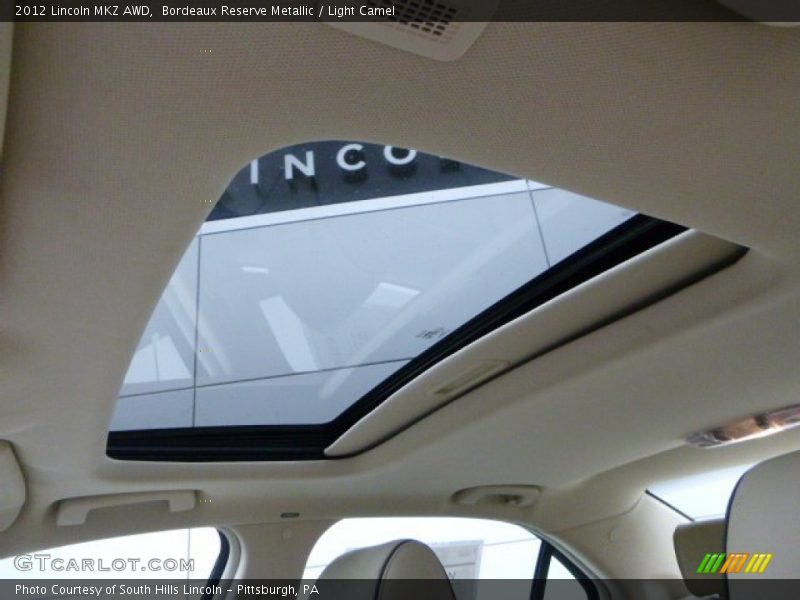 Bordeaux Reserve Metallic / Light Camel 2012 Lincoln MKZ AWD