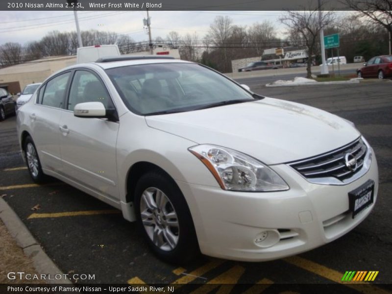 Winter Frost White / Blond 2010 Nissan Altima 2.5 SL