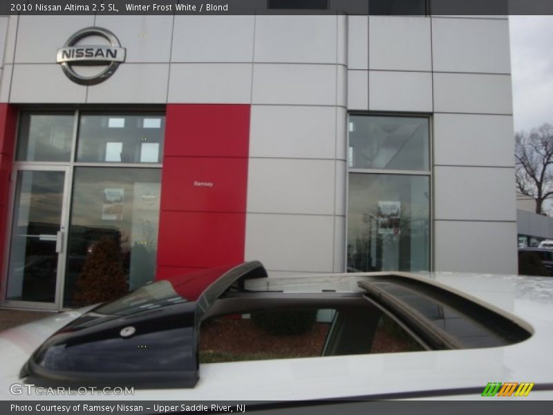Winter Frost White / Blond 2010 Nissan Altima 2.5 SL