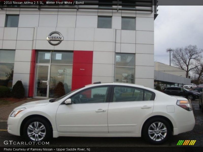Winter Frost White / Blond 2010 Nissan Altima 2.5 SL