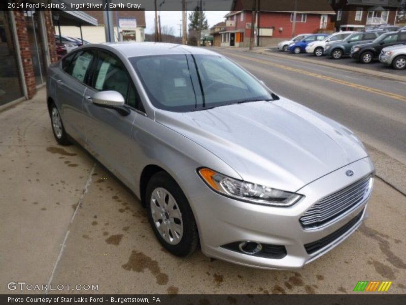 Ingot Silver / Earth Gray 2014 Ford Fusion S