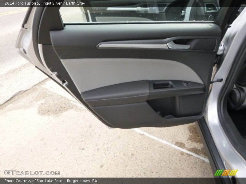Ingot Silver / Earth Gray 2014 Ford Fusion S