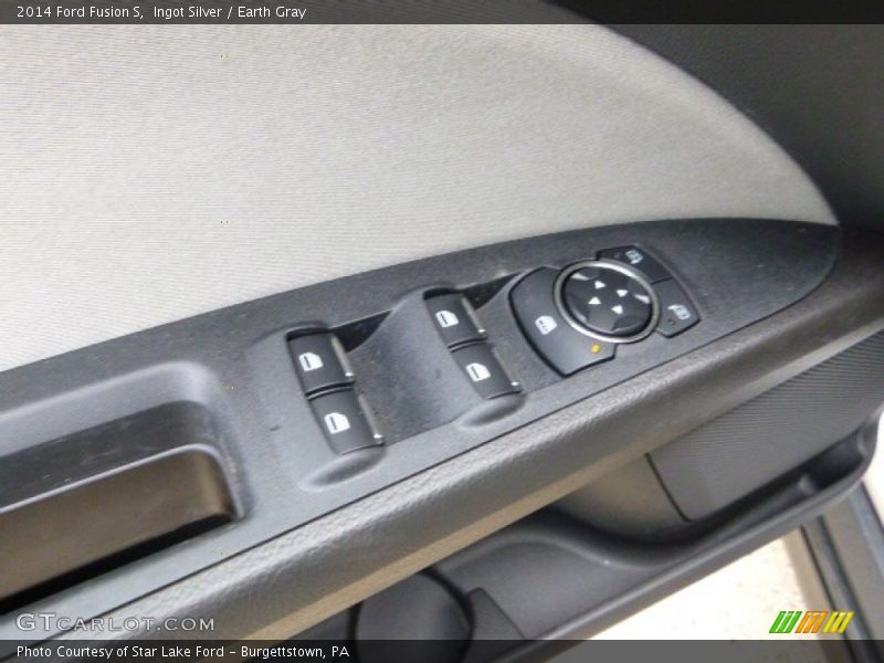 Ingot Silver / Earth Gray 2014 Ford Fusion S
