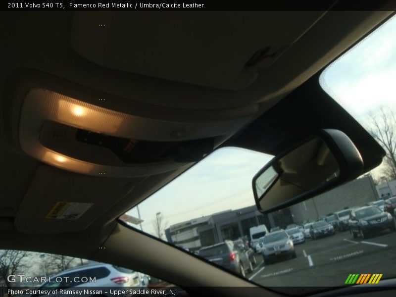 Flamenco Red Metallic / Umbra/Calcite Leather 2011 Volvo S40 T5