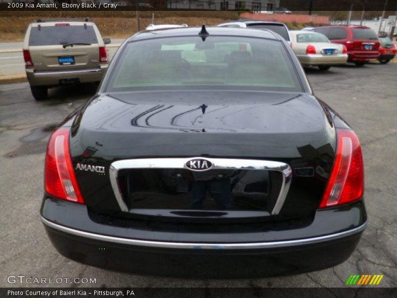 Ebony Black / Gray 2009 Kia Amanti