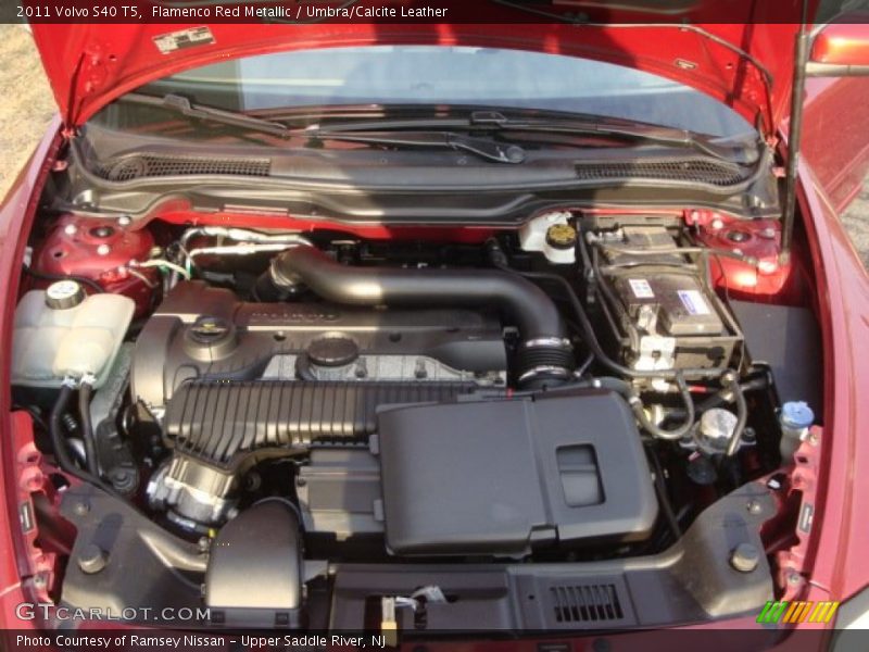 Flamenco Red Metallic / Umbra/Calcite Leather 2011 Volvo S40 T5