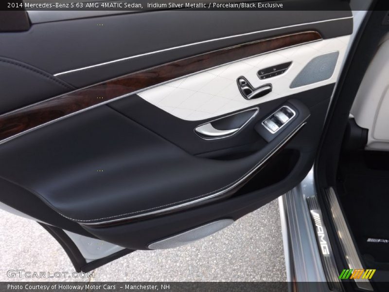Door Panel of 2014 S 63 AMG 4MATIC Sedan