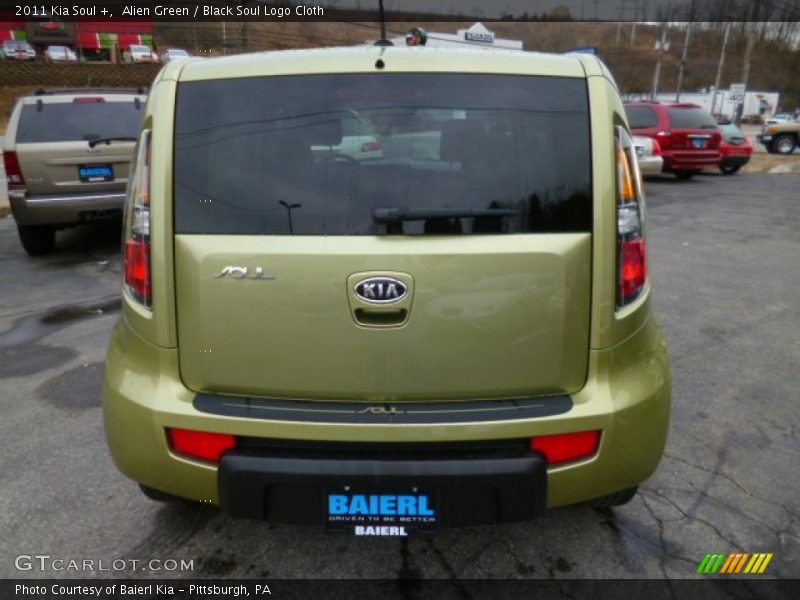 Alien Green / Black Soul Logo Cloth 2011 Kia Soul +