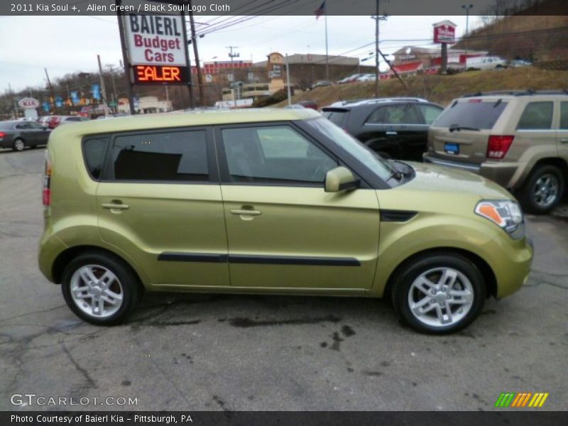 Alien Green / Black Soul Logo Cloth 2011 Kia Soul +