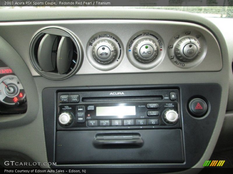 Controls of 2003 RSX Sports Coupe