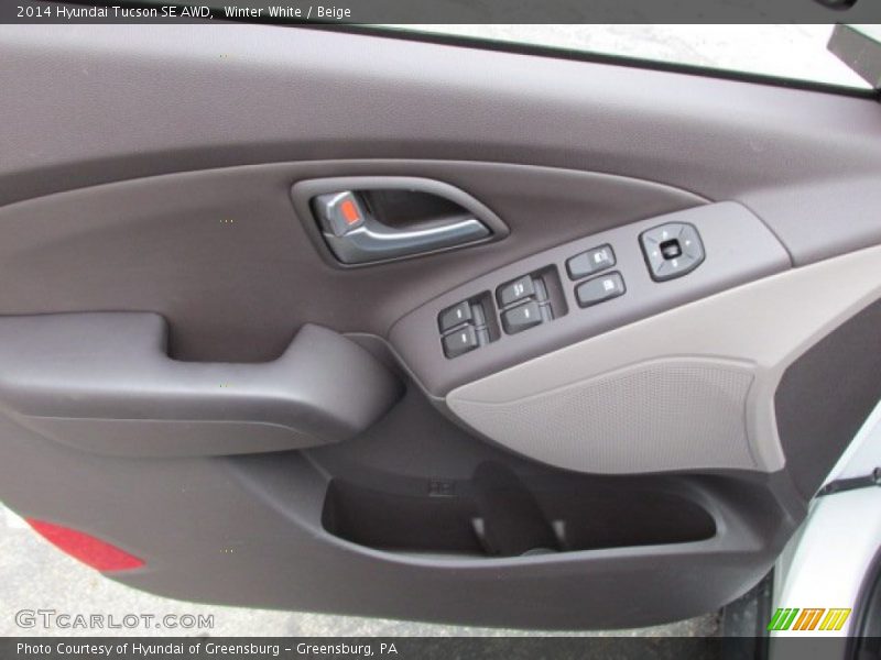 Winter White / Beige 2014 Hyundai Tucson SE AWD