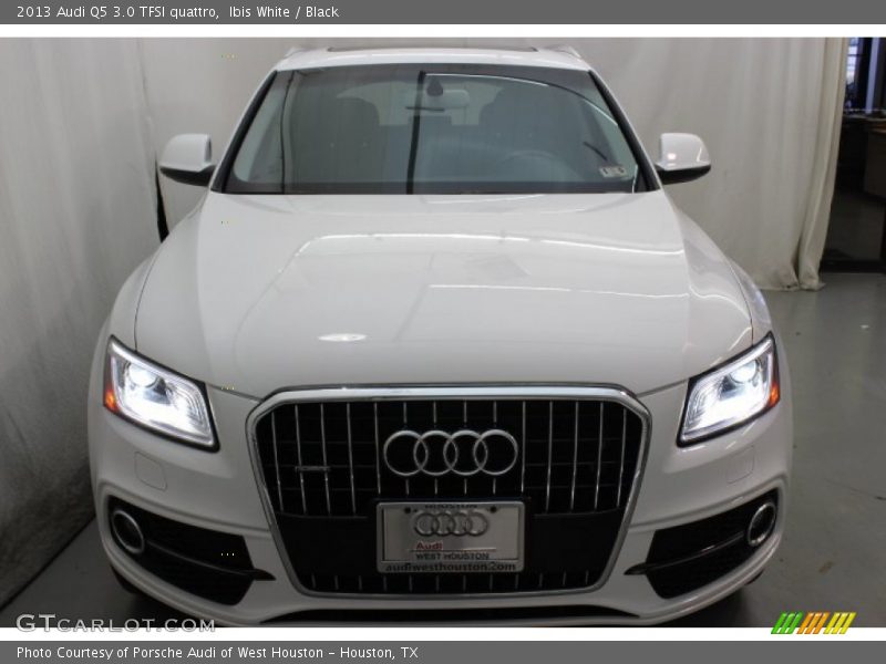 Ibis White / Black 2013 Audi Q5 3.0 TFSI quattro