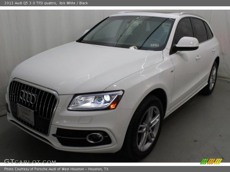 Ibis White / Black 2013 Audi Q5 3.0 TFSI quattro