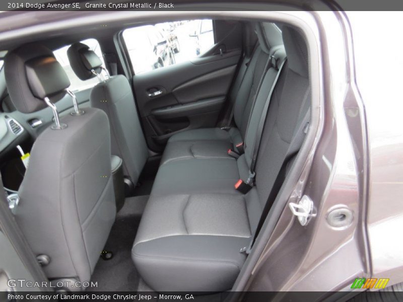 Granite Crystal Metallic / Black 2014 Dodge Avenger SE