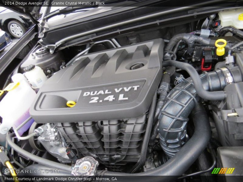 Granite Crystal Metallic / Black 2014 Dodge Avenger SE