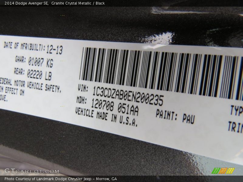 Granite Crystal Metallic / Black 2014 Dodge Avenger SE
