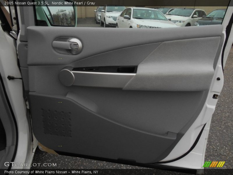 Nordic White Pearl / Gray 2005 Nissan Quest 3.5 SL