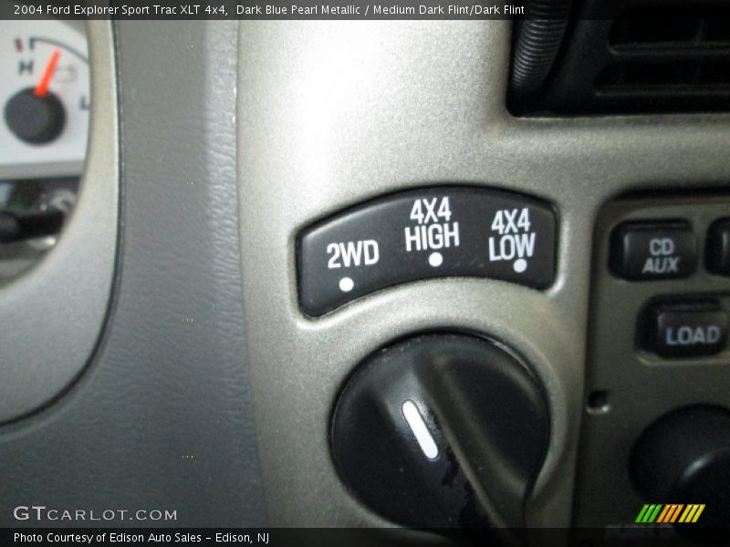 Dark Blue Pearl Metallic / Medium Dark Flint/Dark Flint 2004 Ford Explorer Sport Trac XLT 4x4