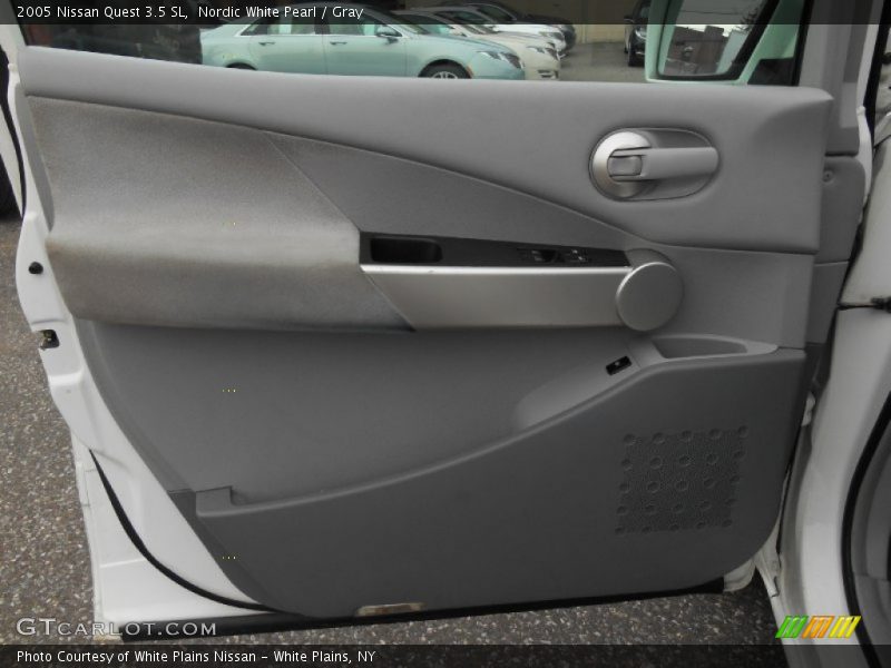 Nordic White Pearl / Gray 2005 Nissan Quest 3.5 SL