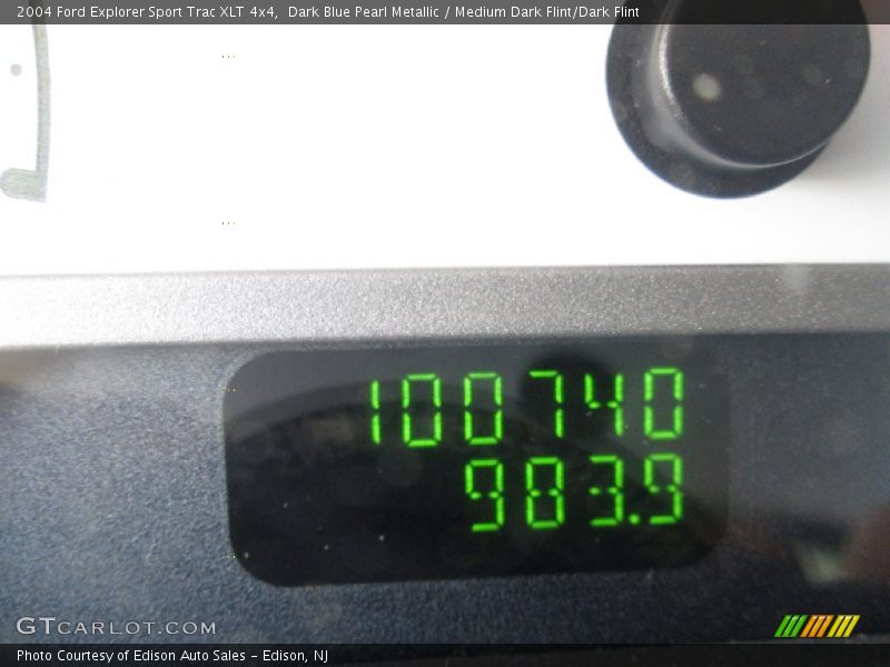 Dark Blue Pearl Metallic / Medium Dark Flint/Dark Flint 2004 Ford Explorer Sport Trac XLT 4x4