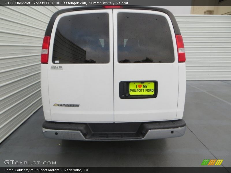 Summit White / Neutral 2013 Chevrolet Express LT 3500 Passenger Van