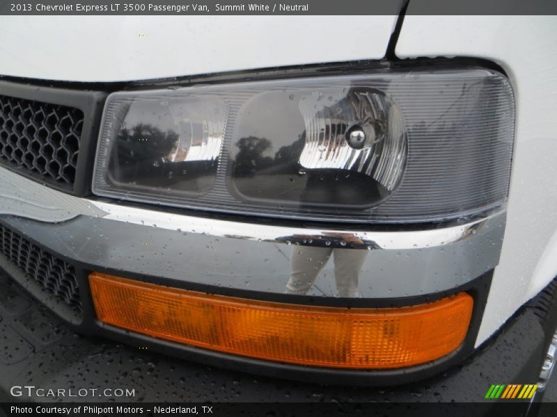 Summit White / Neutral 2013 Chevrolet Express LT 3500 Passenger Van