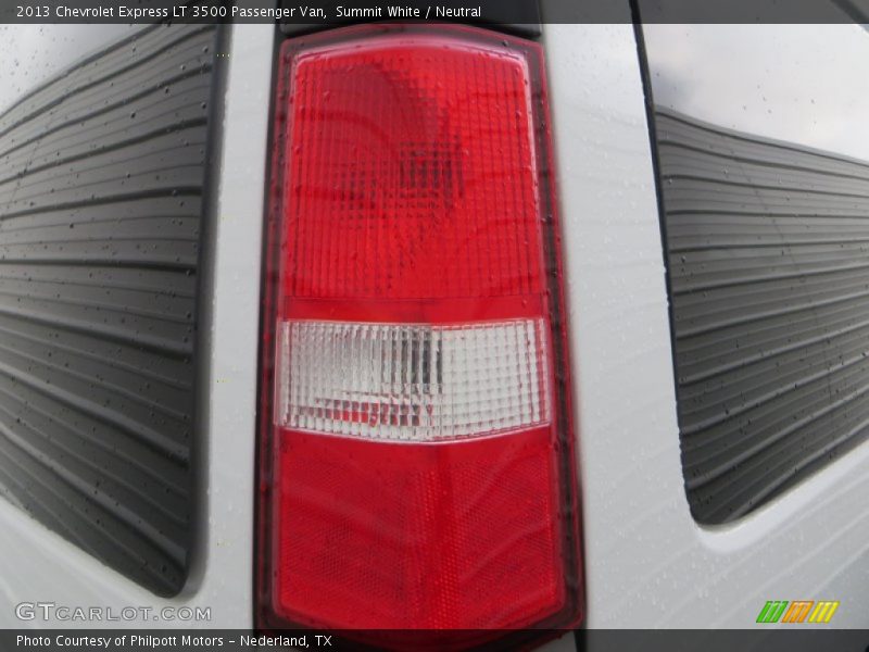 Summit White / Neutral 2013 Chevrolet Express LT 3500 Passenger Van