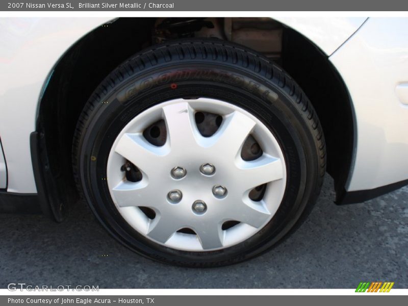 Brilliant Silver Metallic / Charcoal 2007 Nissan Versa SL