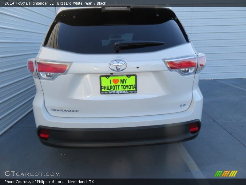 Blizzard White Pearl / Black 2014 Toyota Highlander LE