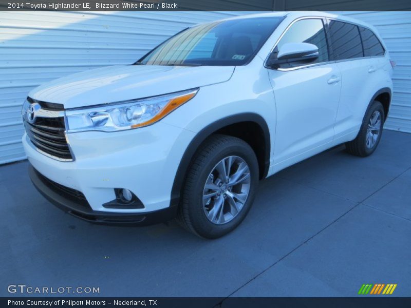 Blizzard White Pearl / Black 2014 Toyota Highlander LE