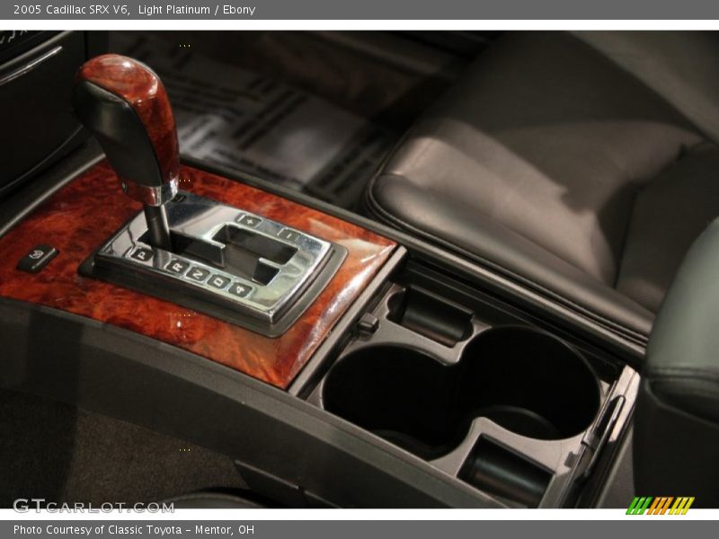 Light Platinum / Ebony 2005 Cadillac SRX V6