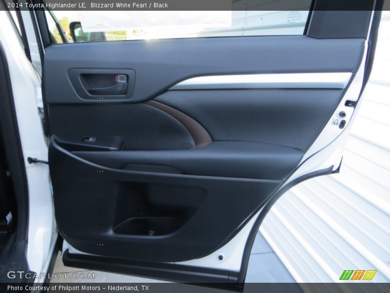 Blizzard White Pearl / Black 2014 Toyota Highlander LE