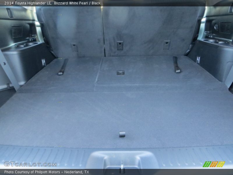 Blizzard White Pearl / Black 2014 Toyota Highlander LE