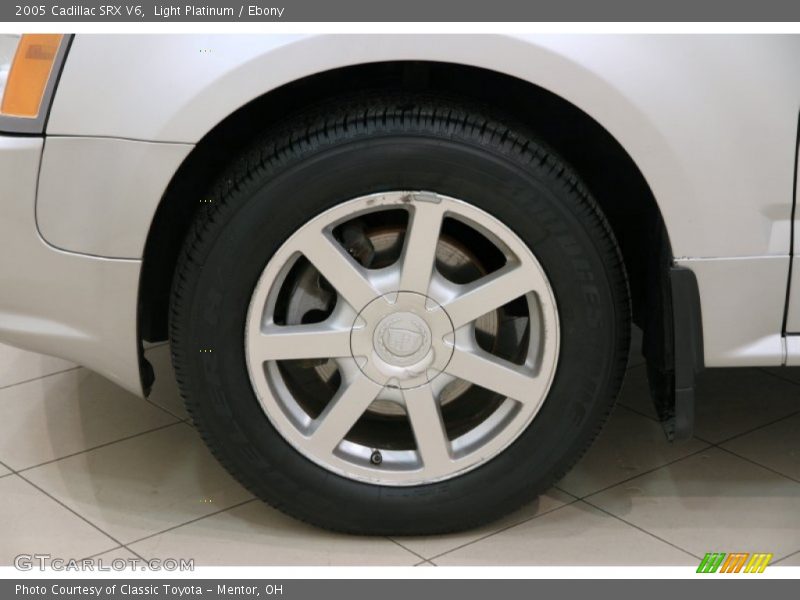 Light Platinum / Ebony 2005 Cadillac SRX V6