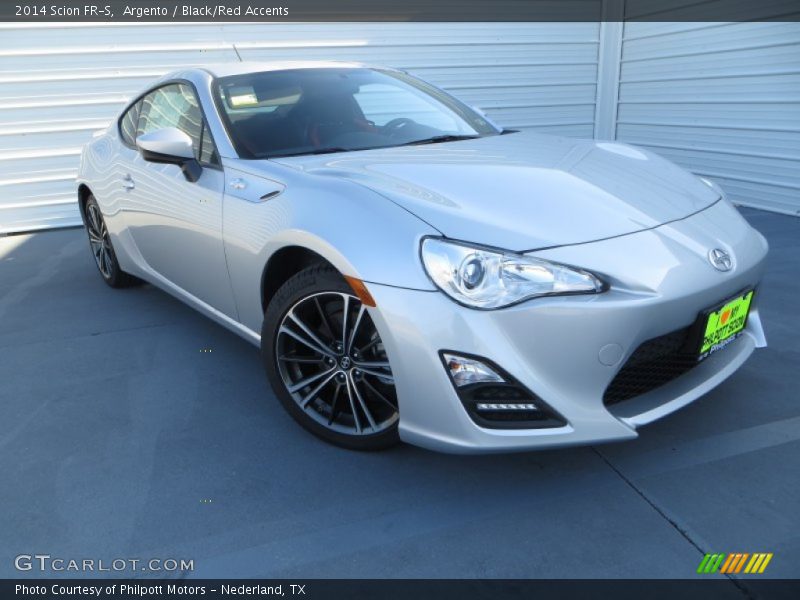 Argento / Black/Red Accents 2014 Scion FR-S