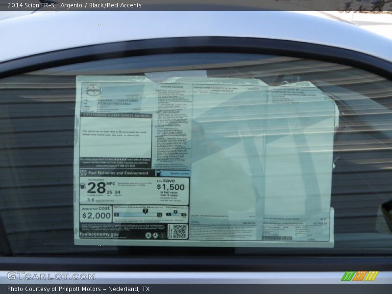 Argento / Black/Red Accents 2014 Scion FR-S