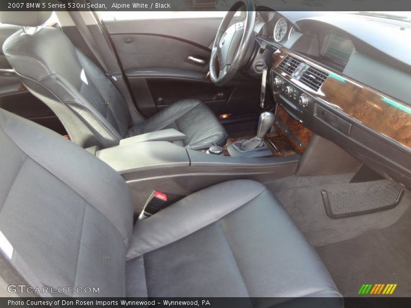 Alpine White / Black 2007 BMW 5 Series 530xi Sedan