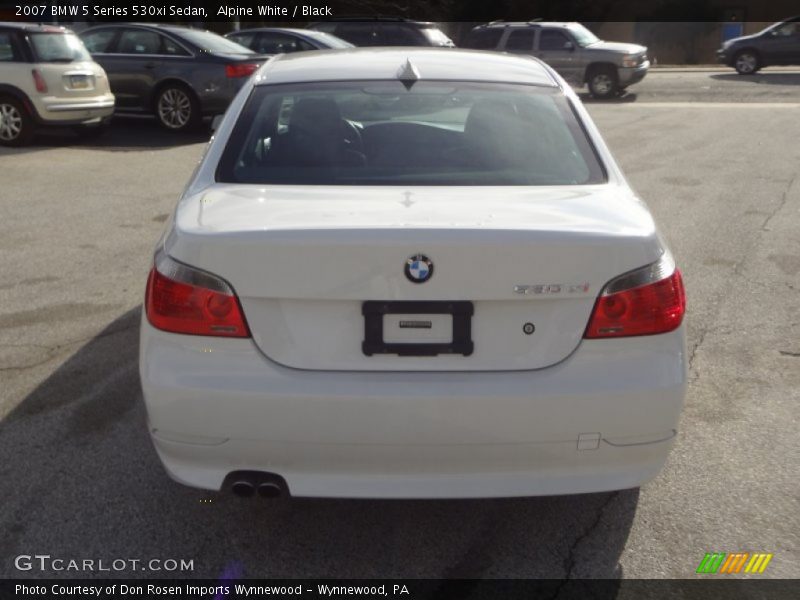 Alpine White / Black 2007 BMW 5 Series 530xi Sedan