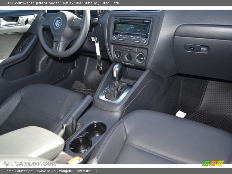 Reflex Silver Metallic / Titan Black 2014 Volkswagen Jetta SE Sedan