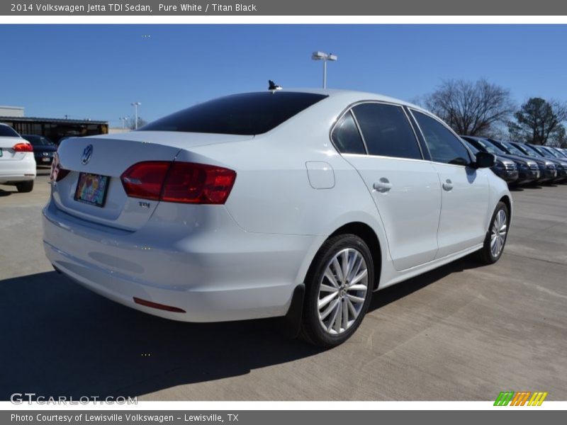 Pure White / Titan Black 2014 Volkswagen Jetta TDI Sedan