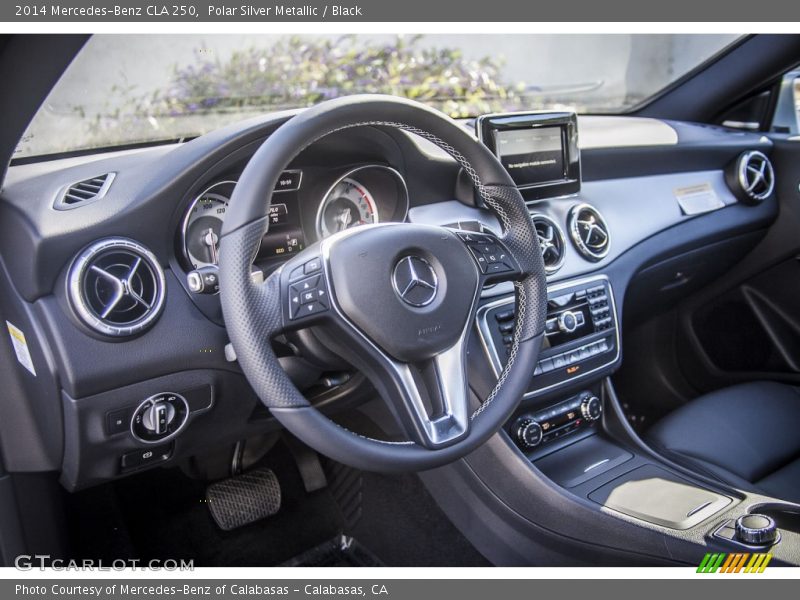 Polar Silver Metallic / Black 2014 Mercedes-Benz CLA 250