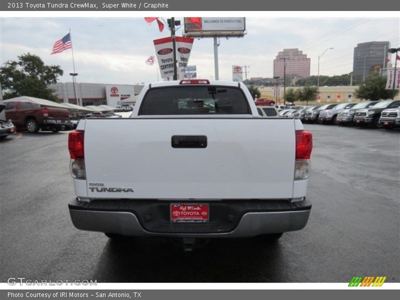 Super White / Graphite 2013 Toyota Tundra CrewMax
