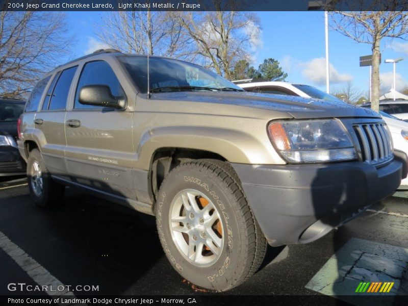 Light Khaki Metallic / Taupe 2004 Jeep Grand Cherokee Laredo