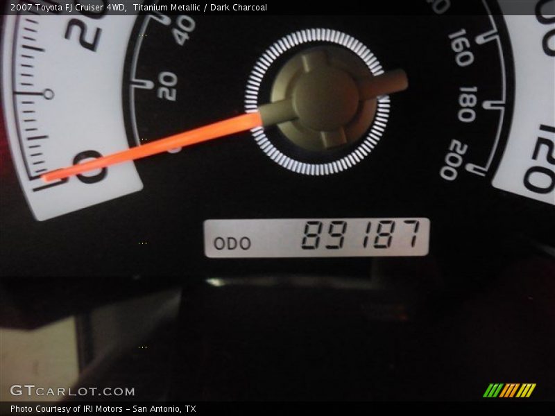 Titanium Metallic / Dark Charcoal 2007 Toyota FJ Cruiser 4WD