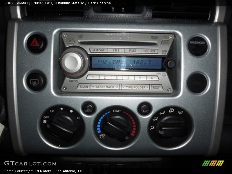 Titanium Metallic / Dark Charcoal 2007 Toyota FJ Cruiser 4WD