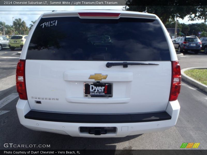 Summit White / Light Titanium/Dark Titanium 2014 Chevrolet Suburban LT