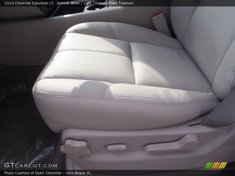 Summit White / Light Titanium/Dark Titanium 2014 Chevrolet Suburban LT