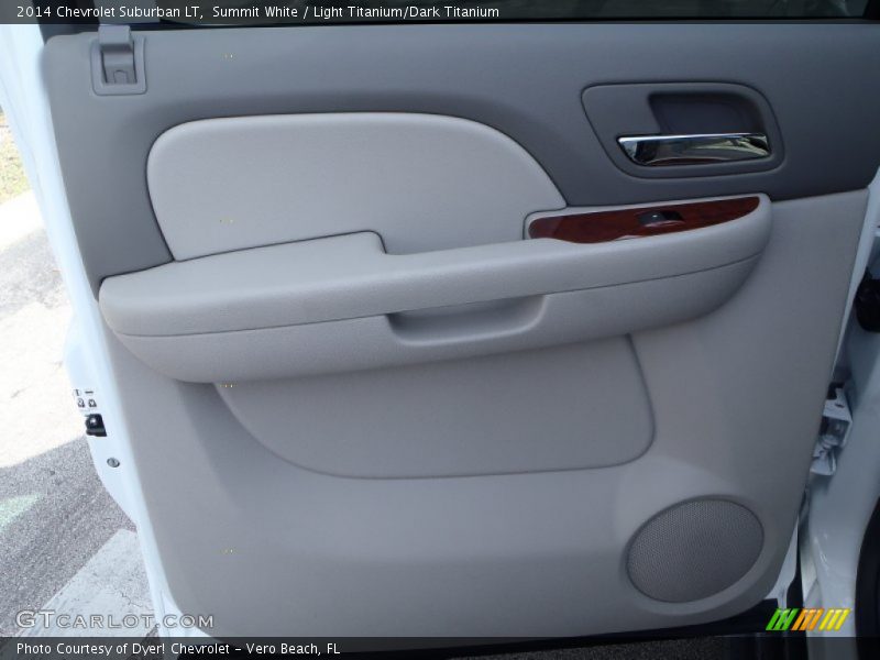 Summit White / Light Titanium/Dark Titanium 2014 Chevrolet Suburban LT