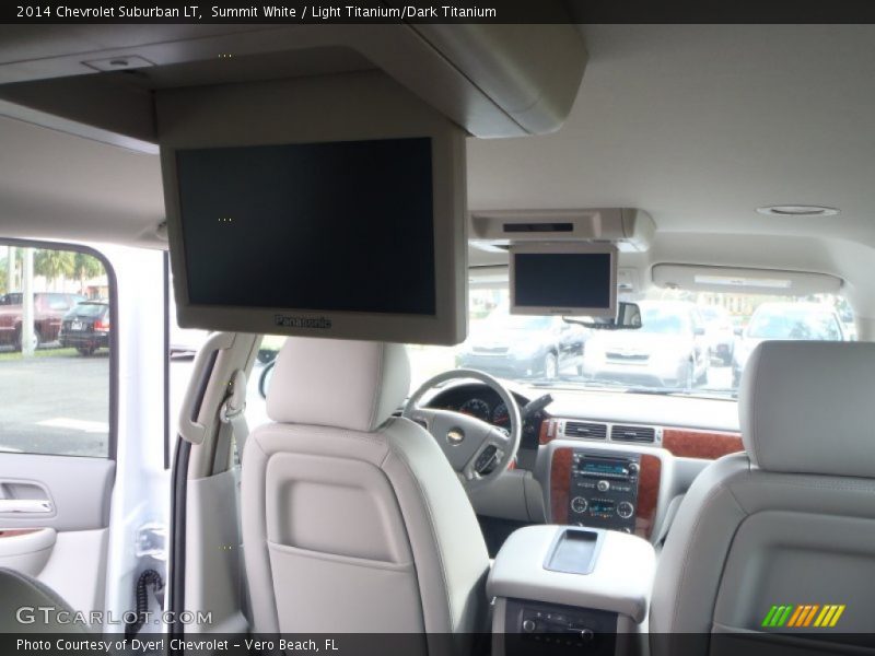 Summit White / Light Titanium/Dark Titanium 2014 Chevrolet Suburban LT